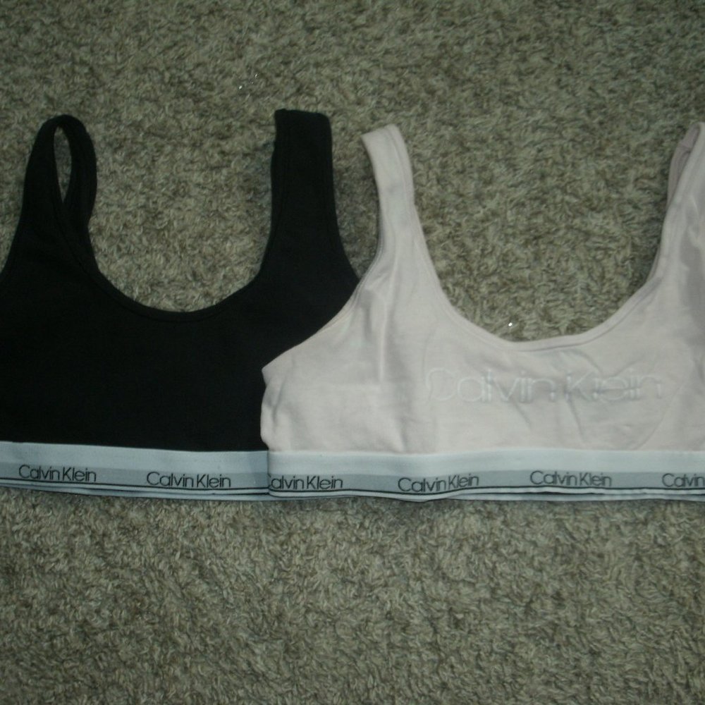 Training bras for girls pre-owned
